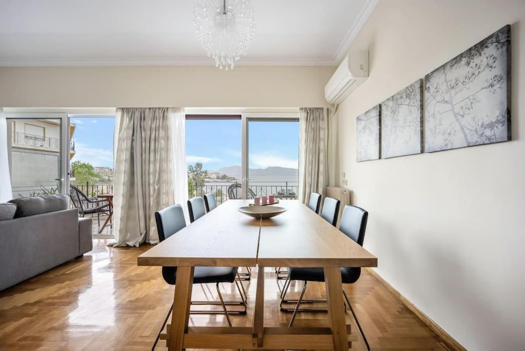 Bright Central Apartment With Splendid Sea View! Chalkís Dış mekan fotoğraf